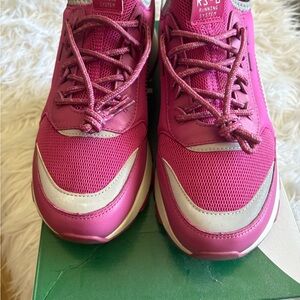 Puma Pink and Silver Sneakers